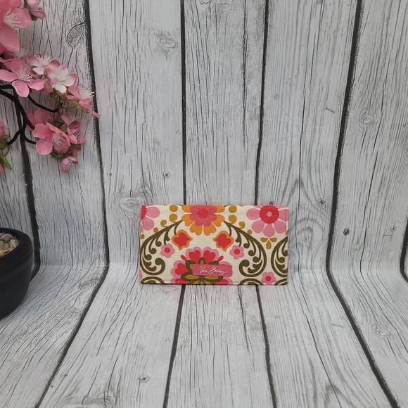 Vera Bradley Checkbook Cover in Folkloric Pattern - Picture 9 of 10